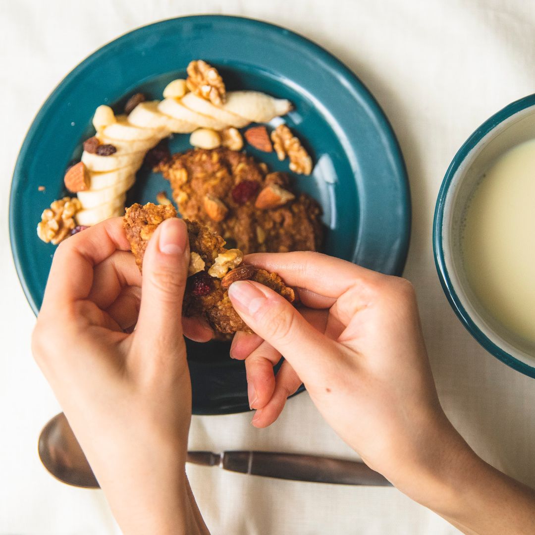 ココナッツチャイオートミール(グルテンフリー / ヴィーガンクッキー)